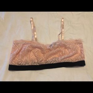 Torrid Lace Bralette size 1 New without Tags